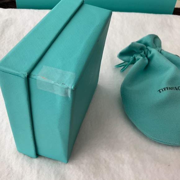 TIFFANY & CO. Vintage Peretti Sterling Silver (925) Doughnut Bangle - Picture 14 of 15